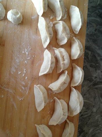 杏鲍菇饺子的做法步骤4