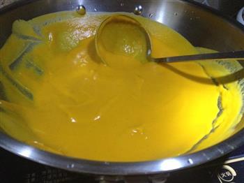 黄金南瓜汤的做法步骤5