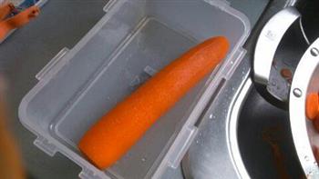 零食胡萝卜干的做法图解1