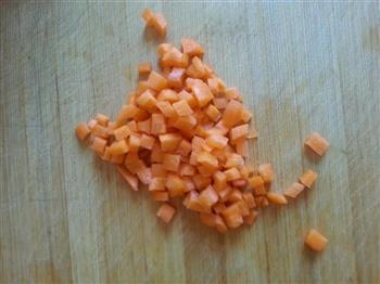 胡萝卜蛋炒饭的做法图解1