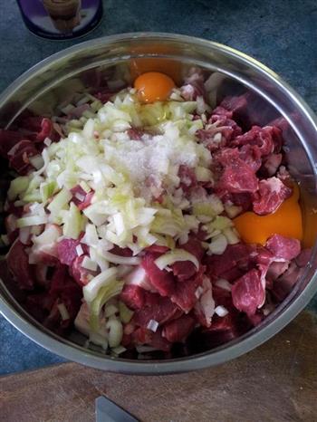 新疆烤羊肉串的做法步骤2