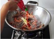 油焖虾的做法步骤10