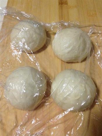 椰蓉花形面包的做法步骤4