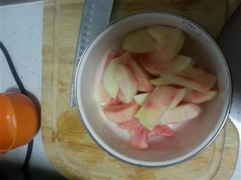 水蜜桃罐头的做法步骤2