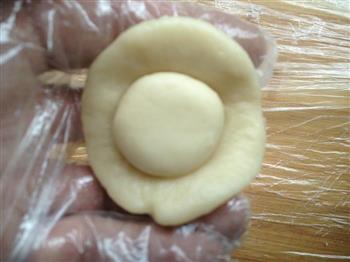 酥皮紫薯月饼的做法步骤11