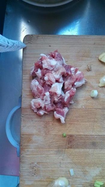 肉炒豇豆-妈妈的味道的做法步骤2