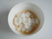方便快捷-米饭鸡蛋饼的做法步骤2