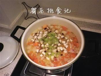 简易意式蔬菜汤的做法步骤2