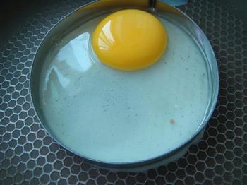 一个人的早餐-西红柿煎蛋面的做法步骤6