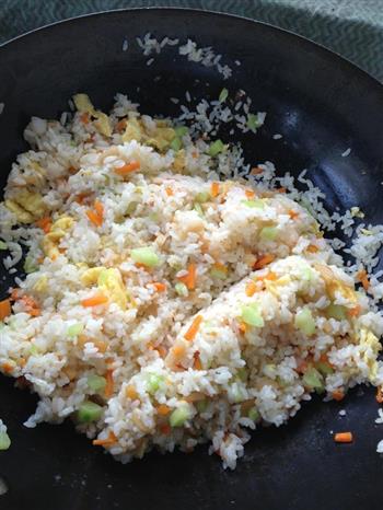 家炒米饭的做法步骤1