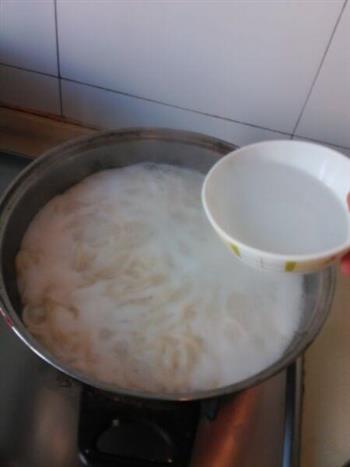 清香热汤面的做法步骤2
