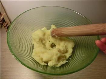 特调开胃土豆搅团的做法步骤1