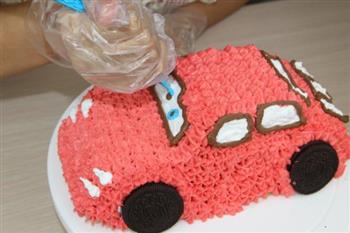 可爱的小汽车生日蛋糕儿的做法步骤15