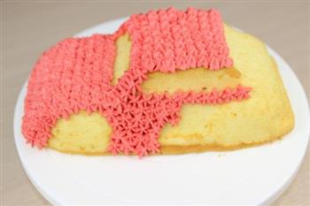 可爱的小汽车生日蛋糕儿的做法步骤7