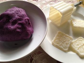 月饼季-少油少糖版 紫薯月饼的做法步骤8