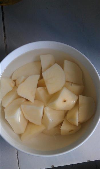 土豆胡萝卜炖排骨汤的做法步骤2