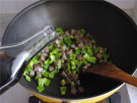 青椒蚝油牛肉粒的做法步骤11