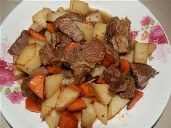 胡萝卜土豆炖牛肉的做法步骤5