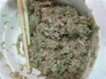 宝宝水饺-猪肉豆角馅的做法步骤3