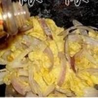 洋葱炒鸡蛋-春季美食的做法步骤5