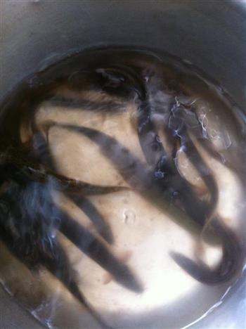 野生泥鳅汤的做法步骤1