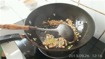 洋葱炒肉的做法步骤5