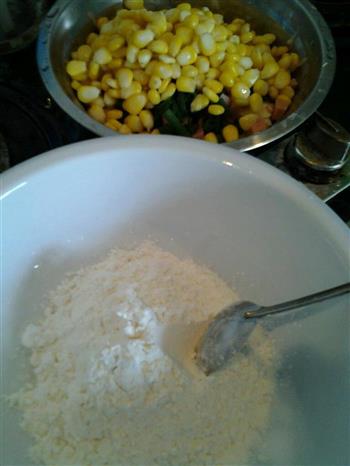 玉米土豆煎饼的做法步骤3