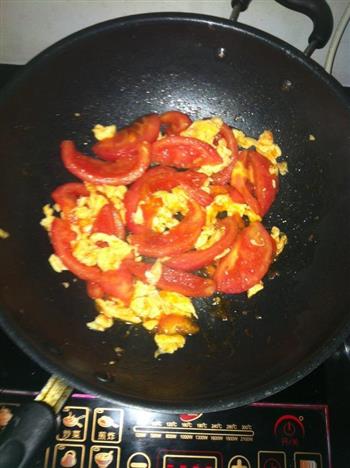 蕃茄炒蛋的做法步骤2