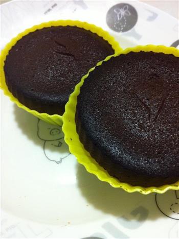 自制熔岩巧克力蛋糕的做法步骤11