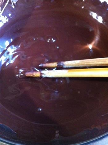 自制熔岩巧克力蛋糕的做法步骤4