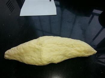 牛角小面包的做法图解2