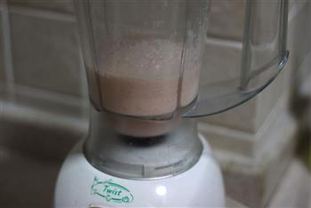 鲜榨木瓜牛奶汁的做法步骤3