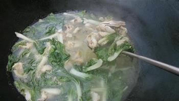 黄花鱼瘦肉白菜汤的做法图解11