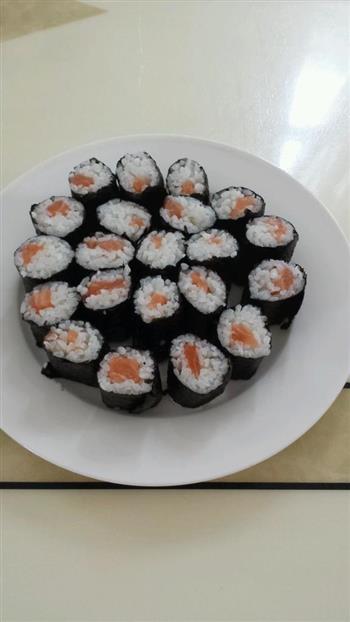 三文鱼寿司小卷的做法步骤8