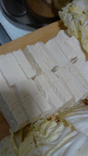 白菜豆腐鸭架汤的做法步骤3