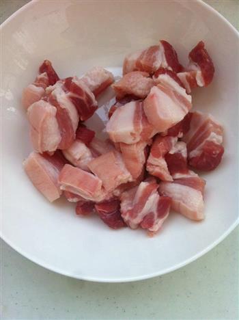 少调料版—砂锅萝卜烧肉的做法步骤1