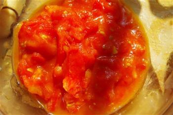 茄汁腊香蛋炒饭-详解最简单美味的上班族午餐的做法步骤4