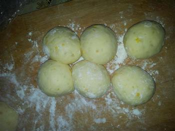 奶油玉米辫子面包的做法步骤2