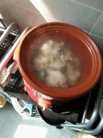 排骨藕汤/萝卜排骨汤的做法步骤2