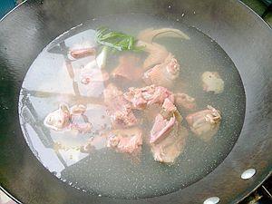 红枣炖乳鸽汤的做法步骤4