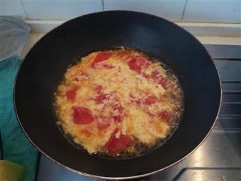 番茄蛋花汤的做法步骤4