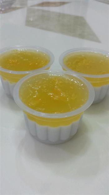 鲜橙椰汁双色果冻的做法步骤7