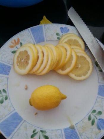 蜂蜜柠檬的做法步骤1