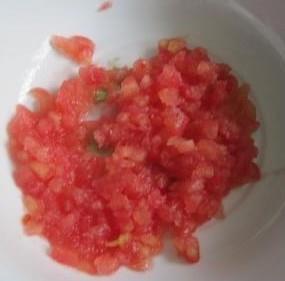 西红柿与鸡蛋的另一做法-西红柿厚蛋烧的做法步骤1