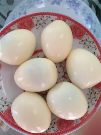 板栗鸡蛋红烧肉的做法步骤1