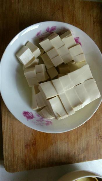 辣白菜豆腐汤的做法图解3