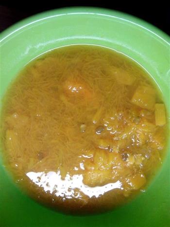 南瓜绿豆汤的做法步骤1