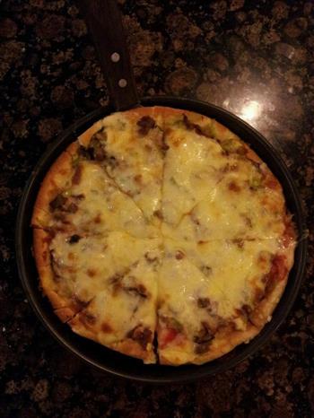 青椒牛柳披萨的做法图解1