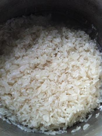 椰香红薯米饭的做法图解1