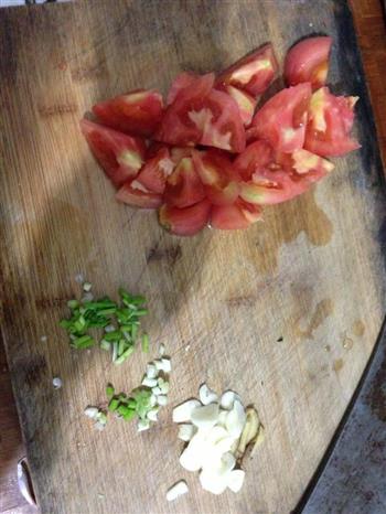 西红柿面疙瘩汤的做法步骤3